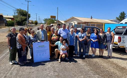 Quiero mi Barrio inicia nueva etapa de trabajo en Villa Génesis en Los Ángeles con simbólica firma de contrato