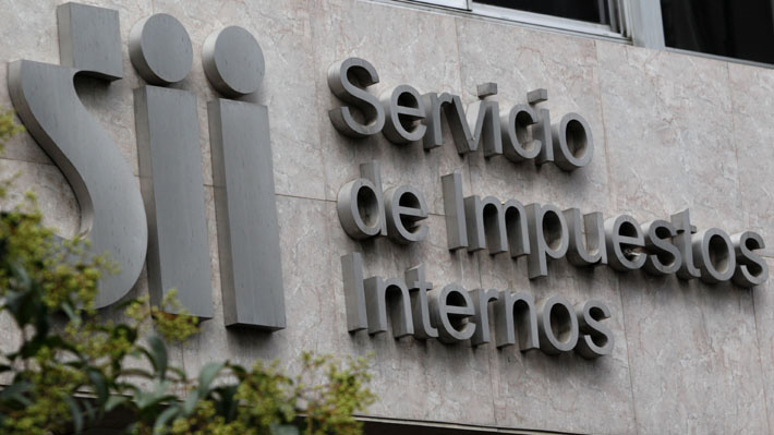 Los duros cuestionamientos de organizaciones tributarias al SII de Javier Etcheberry  