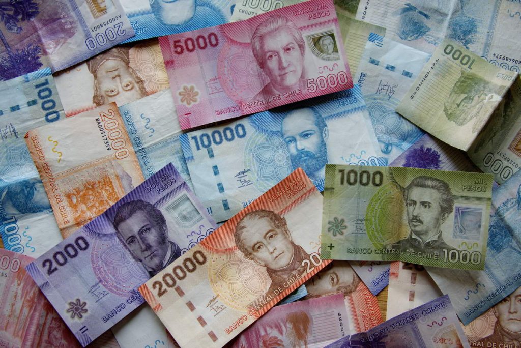 Constituyen comisión mixta para destrabar levantamiento del secreto bancario  