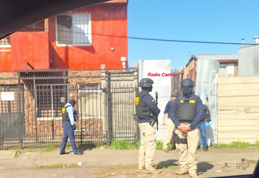 PDI detiene a dos personas por microtráfico de drogas en Los Ángeles
