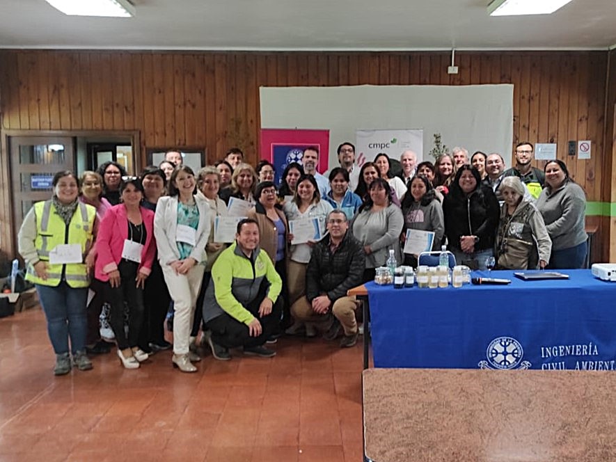 Innovador taller ambiental en Nacimiento acercó a la comunidad al proceso de producción de celulosa Kraft de planta Santa Fe