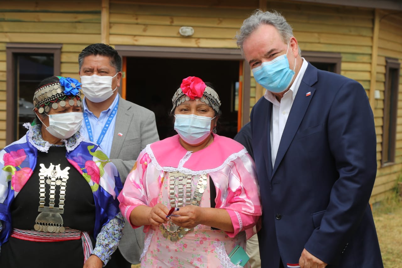 Intendente Kuhn valoró feriado que honra a los pueblos indígenas del país