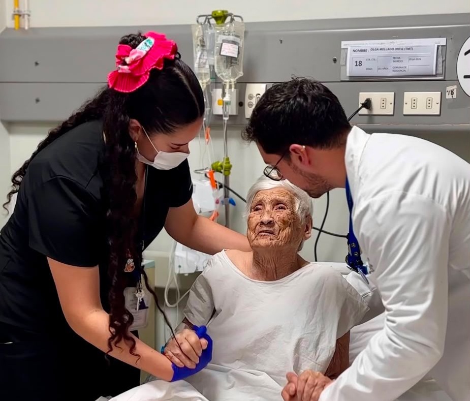 Realizan exitosa intervención de una paciente de 101 años oriunda de Quilleco en el Complejo Asistencial de Los Ángeles