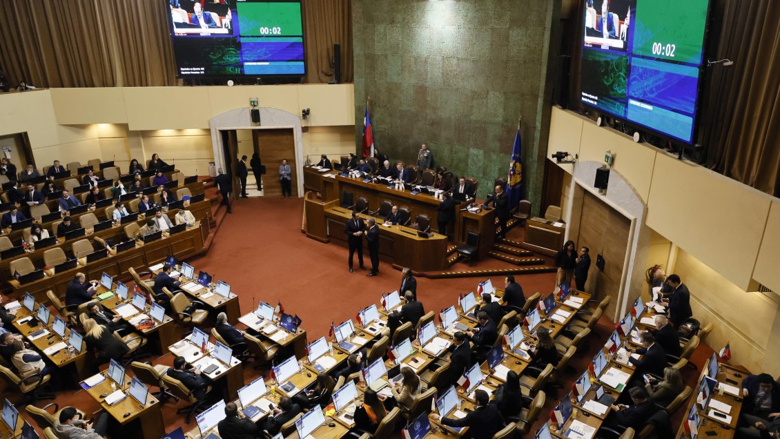 Compensación a municipios por contribuciones: Hacienda apuesta por una nueva ley y la reactivación de un proyecto impulsado por Boric