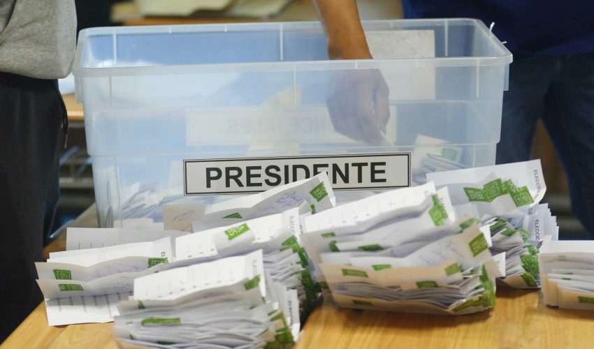 Balotaje: las diferencias en las propuestas económicas de Jara y Kast