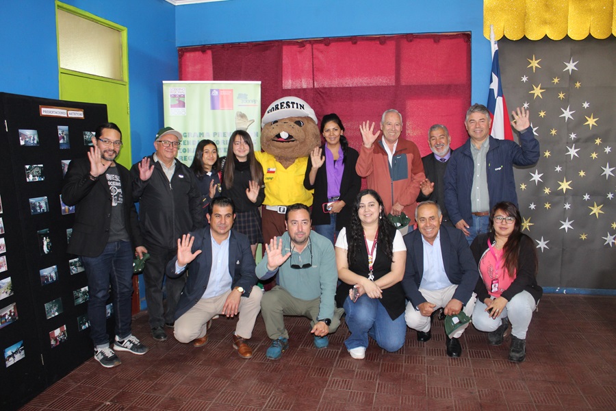 Realizan cierre provincial del programa Escuelas Preparadas ante la amenaza de incendios