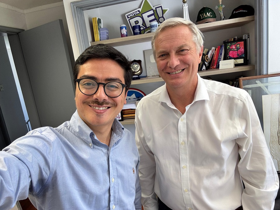 Fernando Peña, anuncia candidatura a Diputado por el Distrito 21