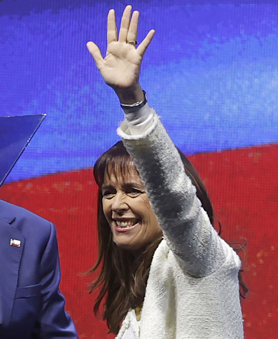 Primera dama marca su estilo: cercanía, gestos simples y foco social en sus primeros días