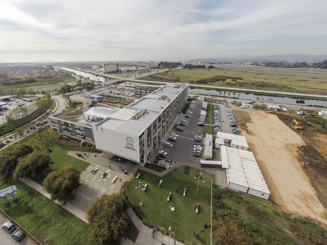Corte de Concepción confirma expulsión de alumno que publicó imágenes creadas con IA alusivas a tiroteo en campus universitario