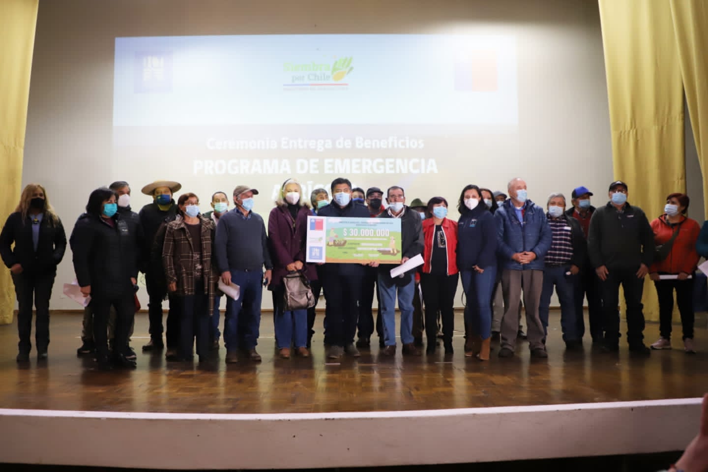 En Mulchén Cien familias del sector rural fueron beneficiadas a través del Programa Siembra Por Chile.