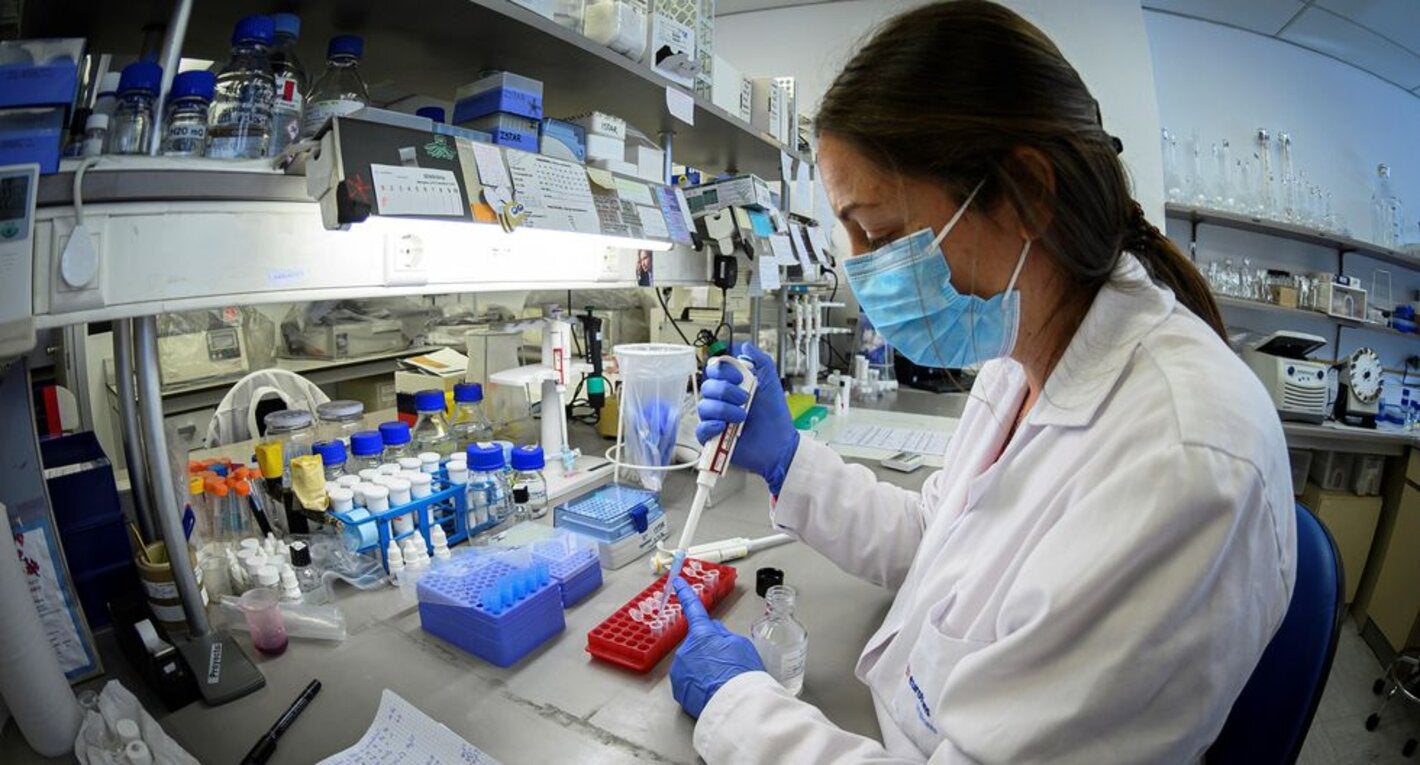 El rebrote inesperado de la influenza que sorprendió a Chile en octubre