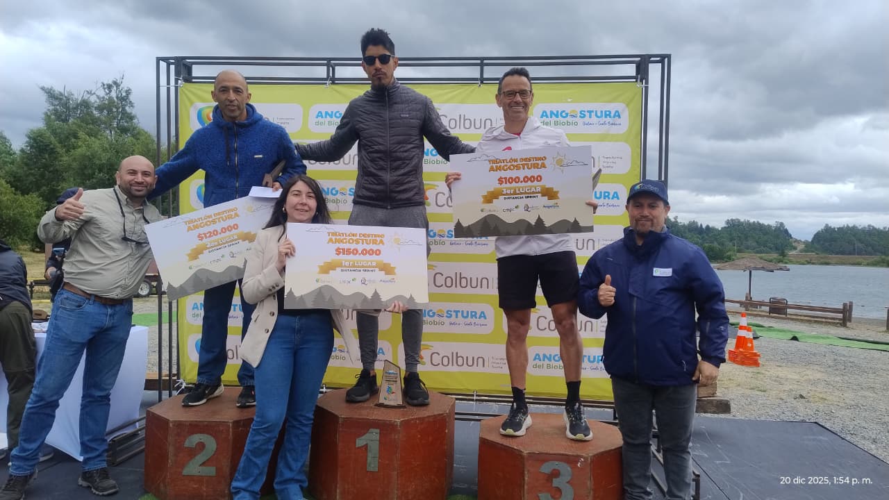 En Playa Pública de Quilaco: Un penquista y una valdiviana ganaron el Primer Triatlón Destino Angostura del Biobío 2025 