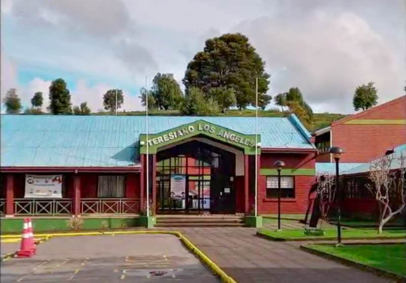 Suspenden clases en Colegio Teresiano de Los Ángeles por amenaza de tiroteo