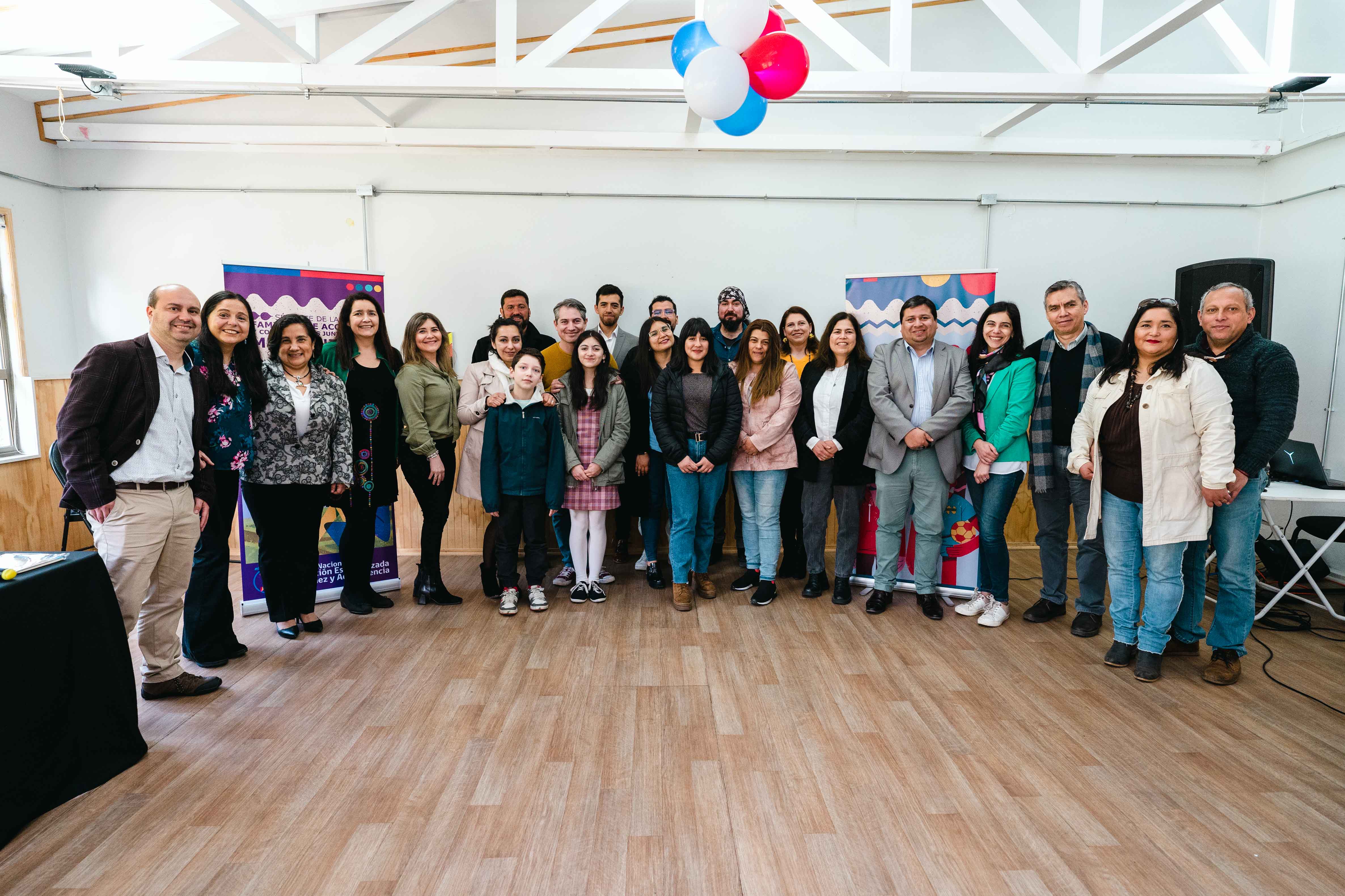 Reconocen a Familias que finalizaron Acogimiento de niños y niñas