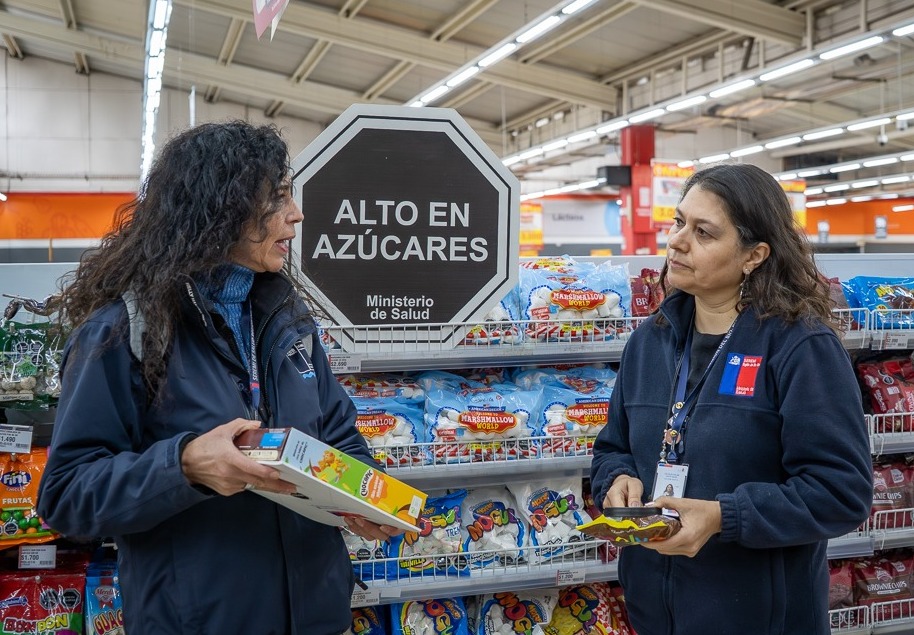 Autoridad Sanitaria registra casi un Centenar de Fiscalizaciones y 31 Sumarios por Ley de Etiquetados de Alimentos