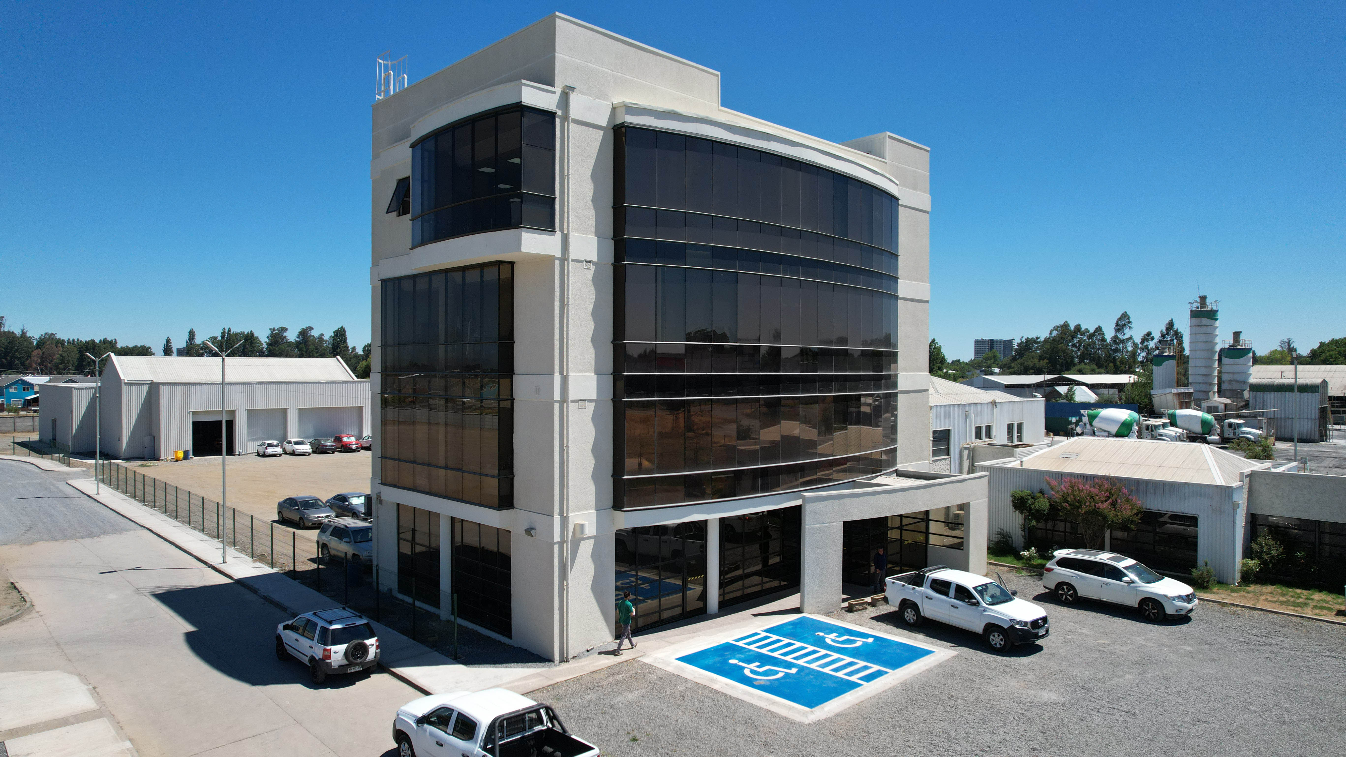 Dirección de Tránsito de Los Ángeles estrena mejoras en su página web para solicitud de licencias de conducir