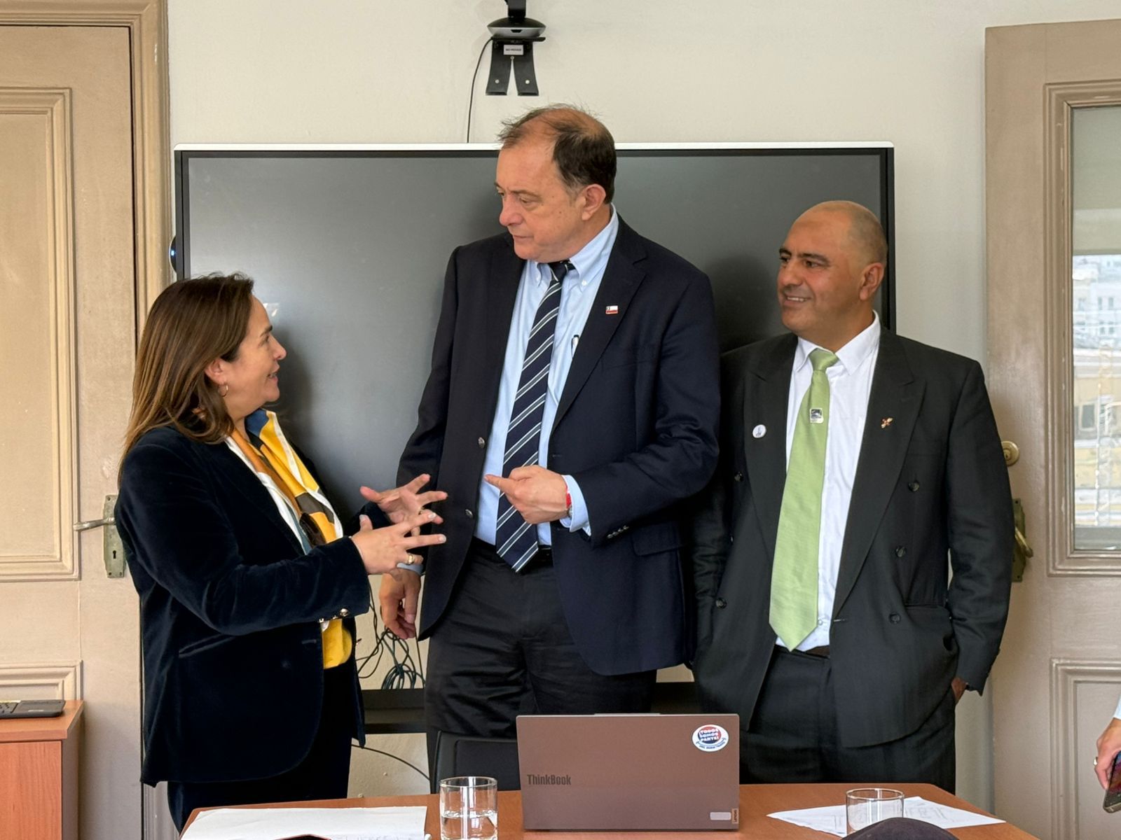 Diputada Joanna Pérez destaca voluntad del ministro Poduje para destrabar proyecto habitacional que beneficia a más de 200 familias en Quilleco y que está paralizado