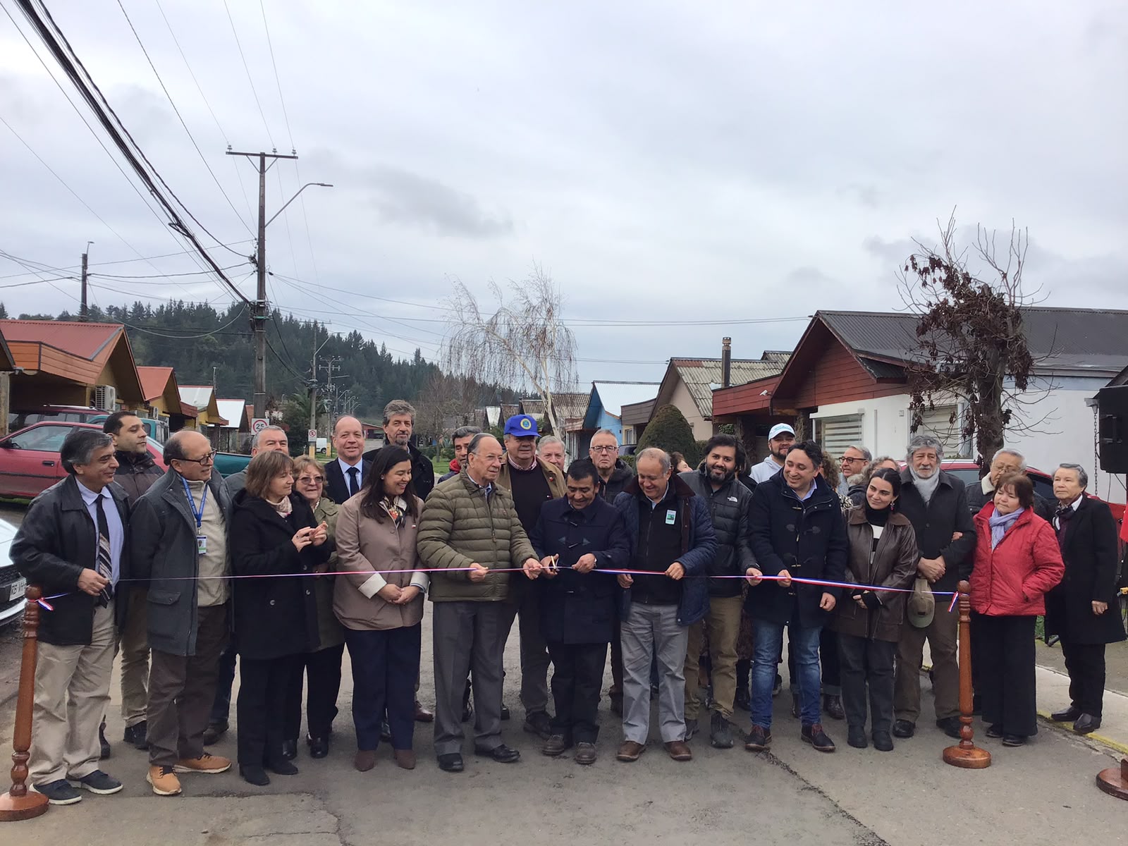 Subdere y Alcalde inauguran servicio de Agua Potable y Alcantarillado para 112 familias del Condominio Villa Cordillera en Los Ángeles.