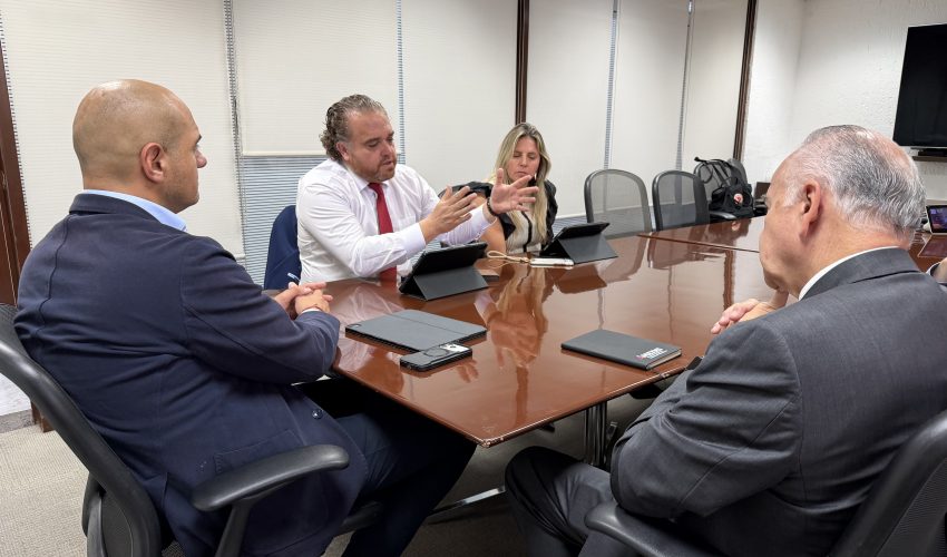Gobernador Giacaman busca atraer inversión al Biobío con nutrida agenda en México