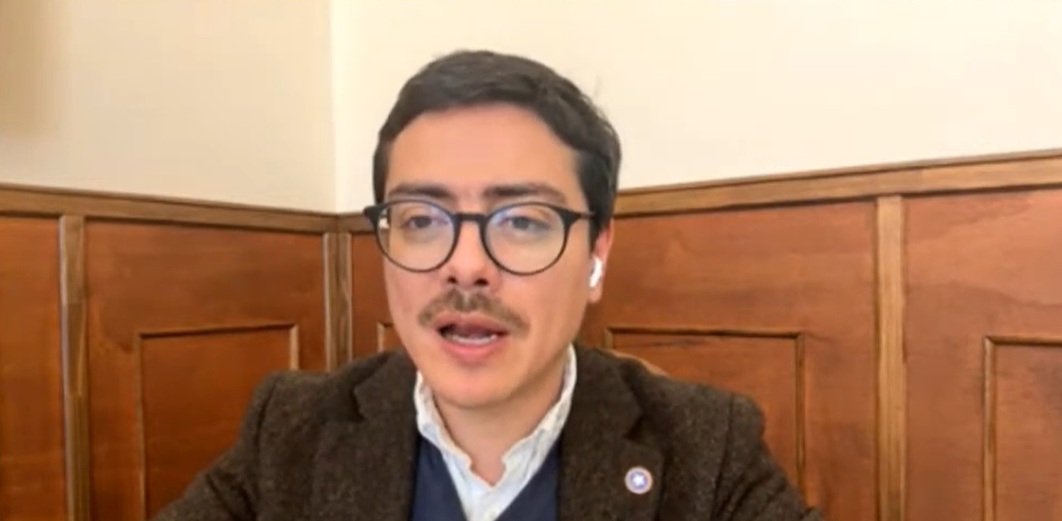 "A Contraloría se le ocultó información": director de Junaeb apunta a exdirectora Camila Rubio ante cuestionamientos al servicio