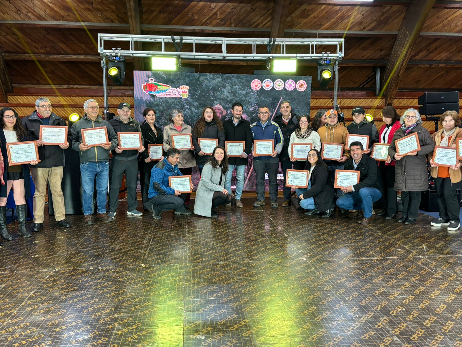 Certifican a 80 pequeños productores de Nacimiento en el Día de las y los Campesinos 