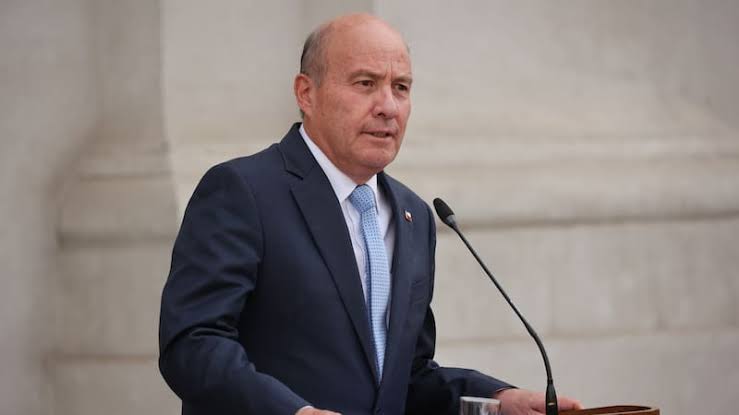 Gobierno fija para la primera quincena de septiembre la promulgación de la Ley de Reconstrucción y descarta necesidad de bajar tasas para crecer un 3,5% en 2027