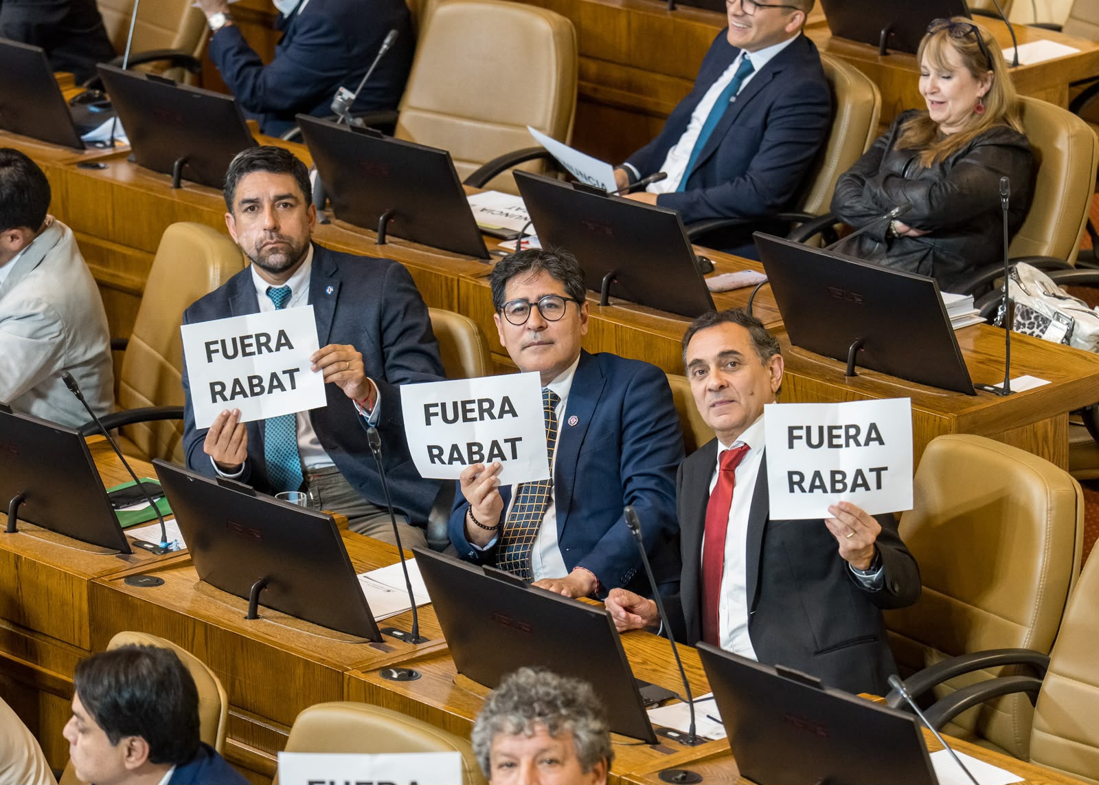 Con el voto del diputado Patricio Pinilla, la Cámara pide la renuncia del ministro Rabat por rebajar condenas a violadores y abusadores de menores