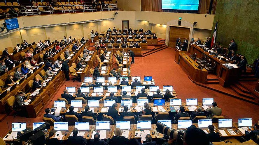 Crece la presión sobre el Congreso: riesgo de “fugas” de diputados y senadores impulsa reforma antidíscolos