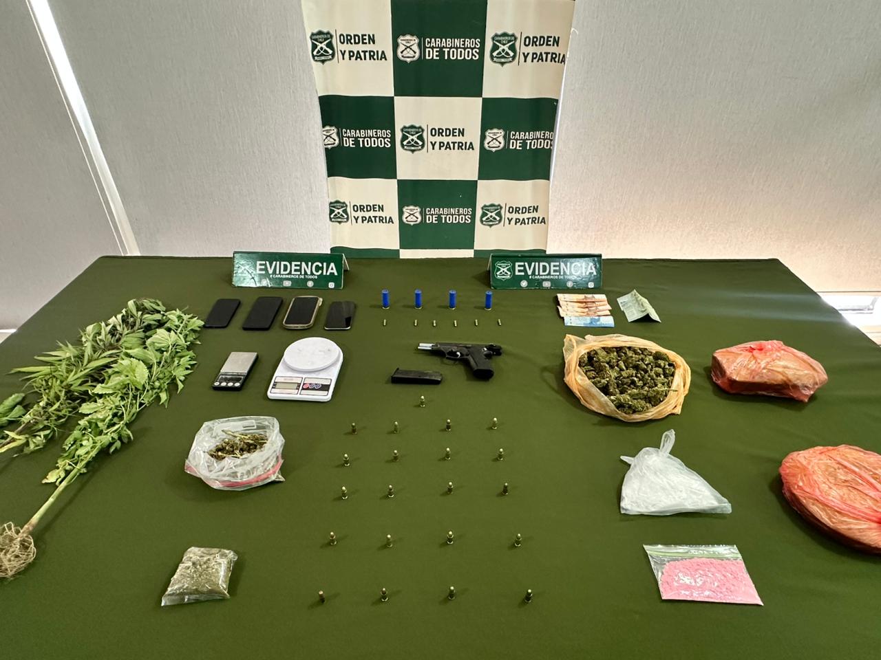 O.S.7 de Carabineros de Los Ángeles desarrolla exitoso procedimiento antidrogas en la comuna de Yumbel.