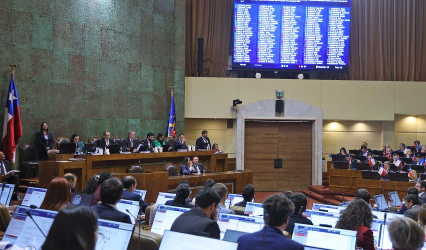 Ante proyecto de reducción parlamentaria: congresistas exigen resguardar la representatividad regional