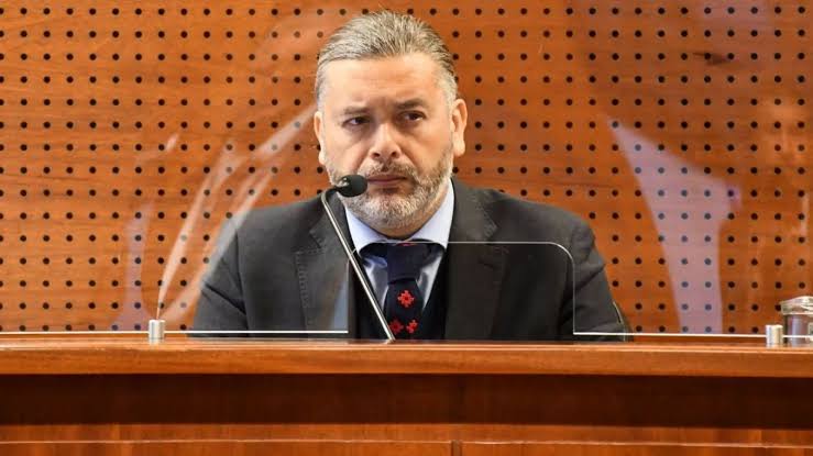 Corte Suprema remueve a juez Daniel Urrutia y otros dos magistrados por mal uso de licencias médicas