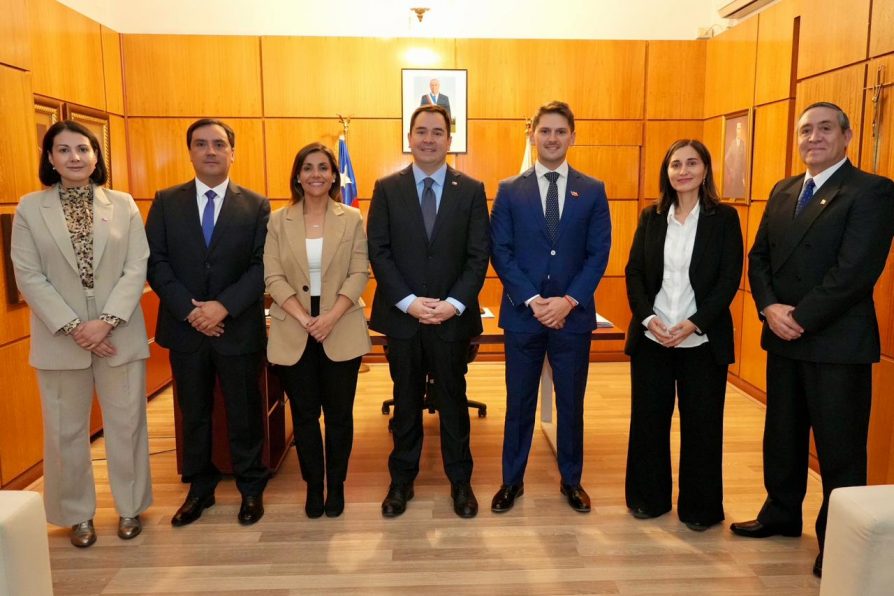 Delegado Presidencial anuncia cinco nuevos seremis en Ñuble