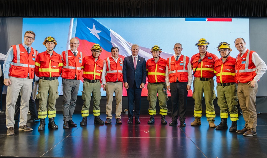 Con la presencia del presidente de la República CMPC presenta   plan de prevención y combate de incendios 2026-2027 